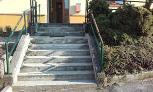 schody-před-s.jpg